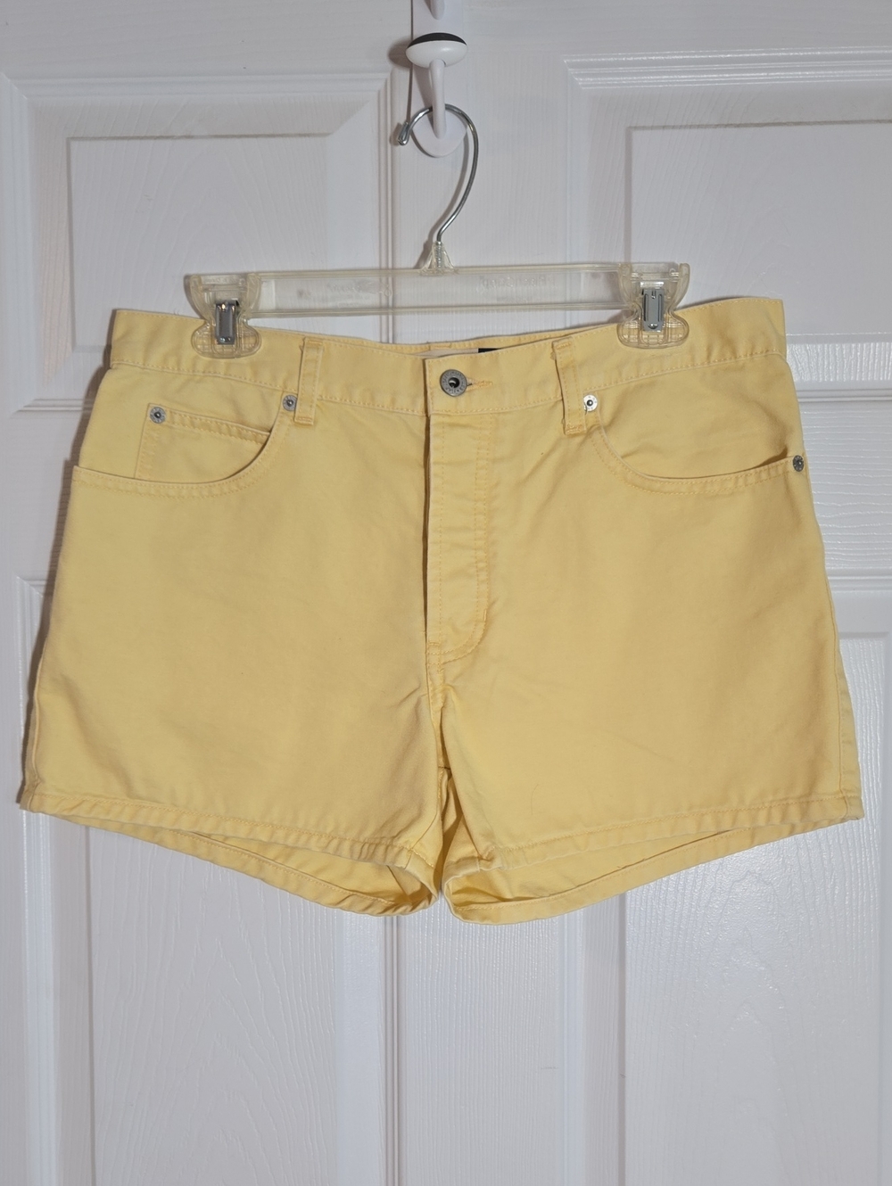 GAP Women’s Yellow Denim Jean Shorts Size 10